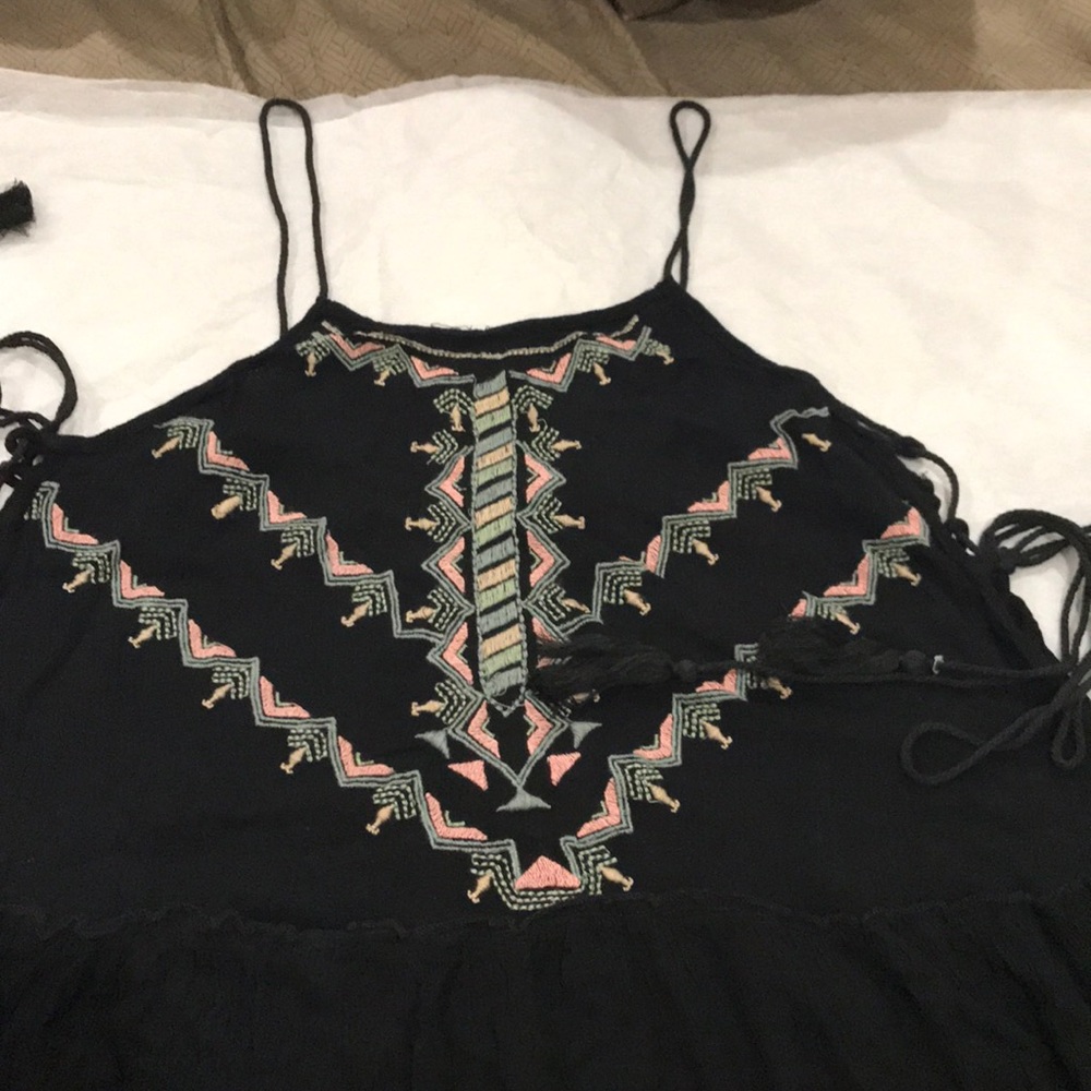 Boho Me Embroidered Dress - Picture 3 of 4